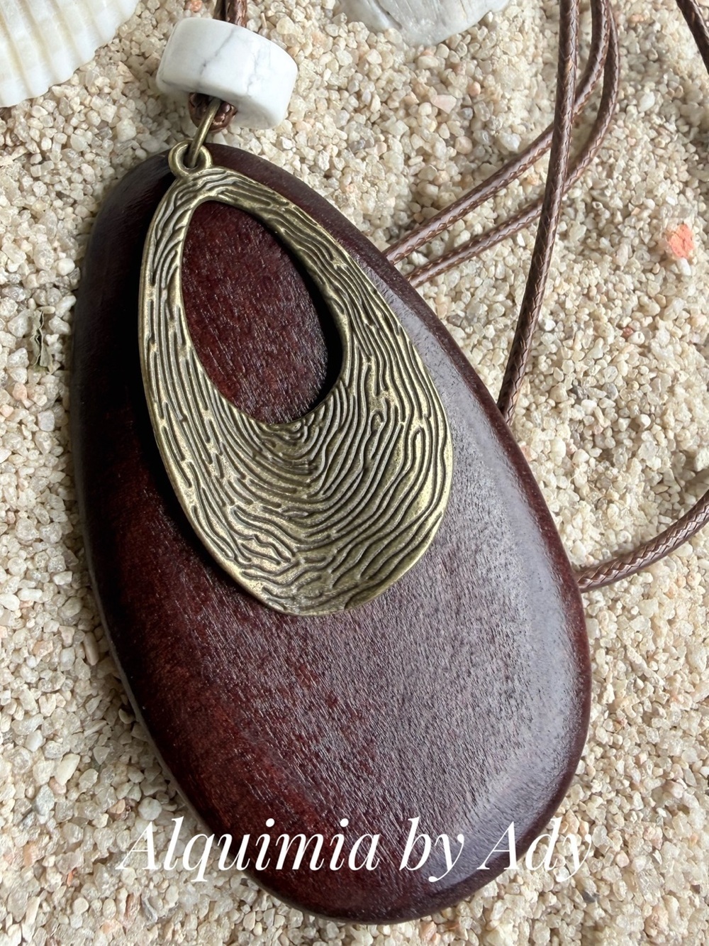 Alquimia Dark Brown Wood Pendant with Textured Gold Teardrop